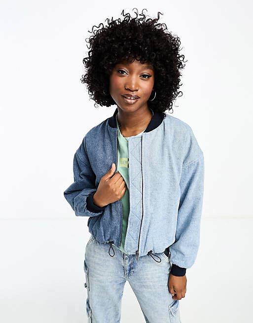 

Бомбер Levi's из джинсовой ткани контрастного синего цвета, Синий