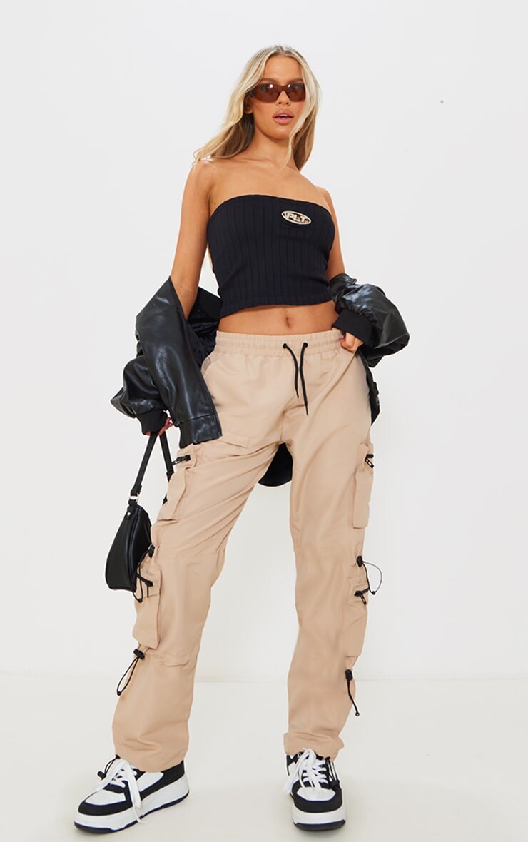 

PrettyLittleThing Брюки карго с отделкой Stone Toggle