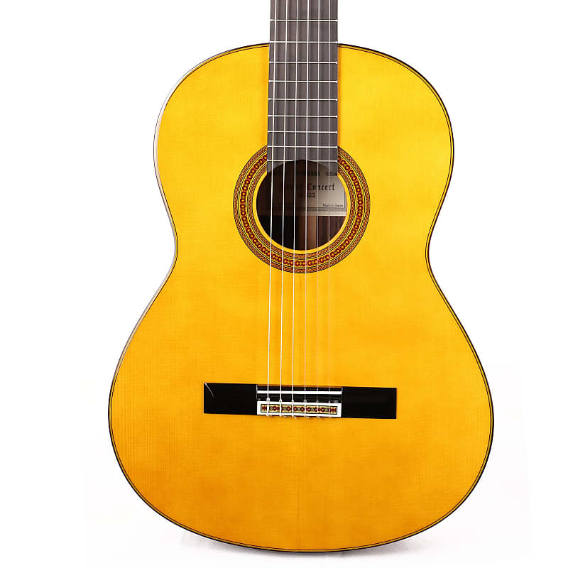 Акустическая гитара Yamaha GC32S European Spruce and Rosewood Classical Guitar Natural
