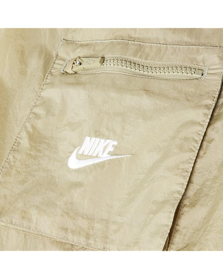 

Брюки Nike NSW Woven Cargo Pants, цвет Neutral Olive/White