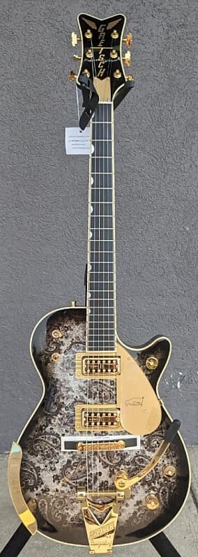 Электрогитара G6134TG Limited Black Paisley Penguin with Bigsby and Case, Ebony Fingerboard