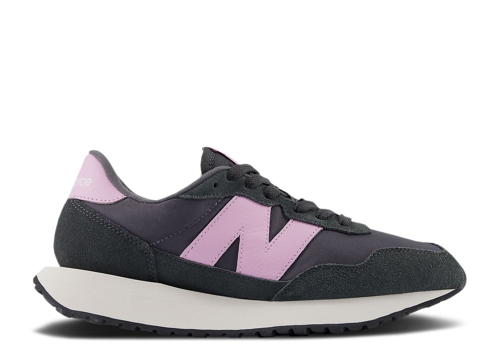 

Кроссовки New Balance Wmns 237 'Blacktop Lilac Cloud', черный