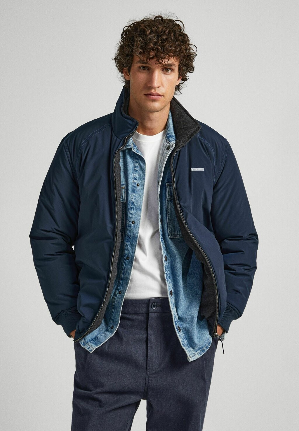 

Куртка Pepe Jeans БАНКИ, цвет dark grey