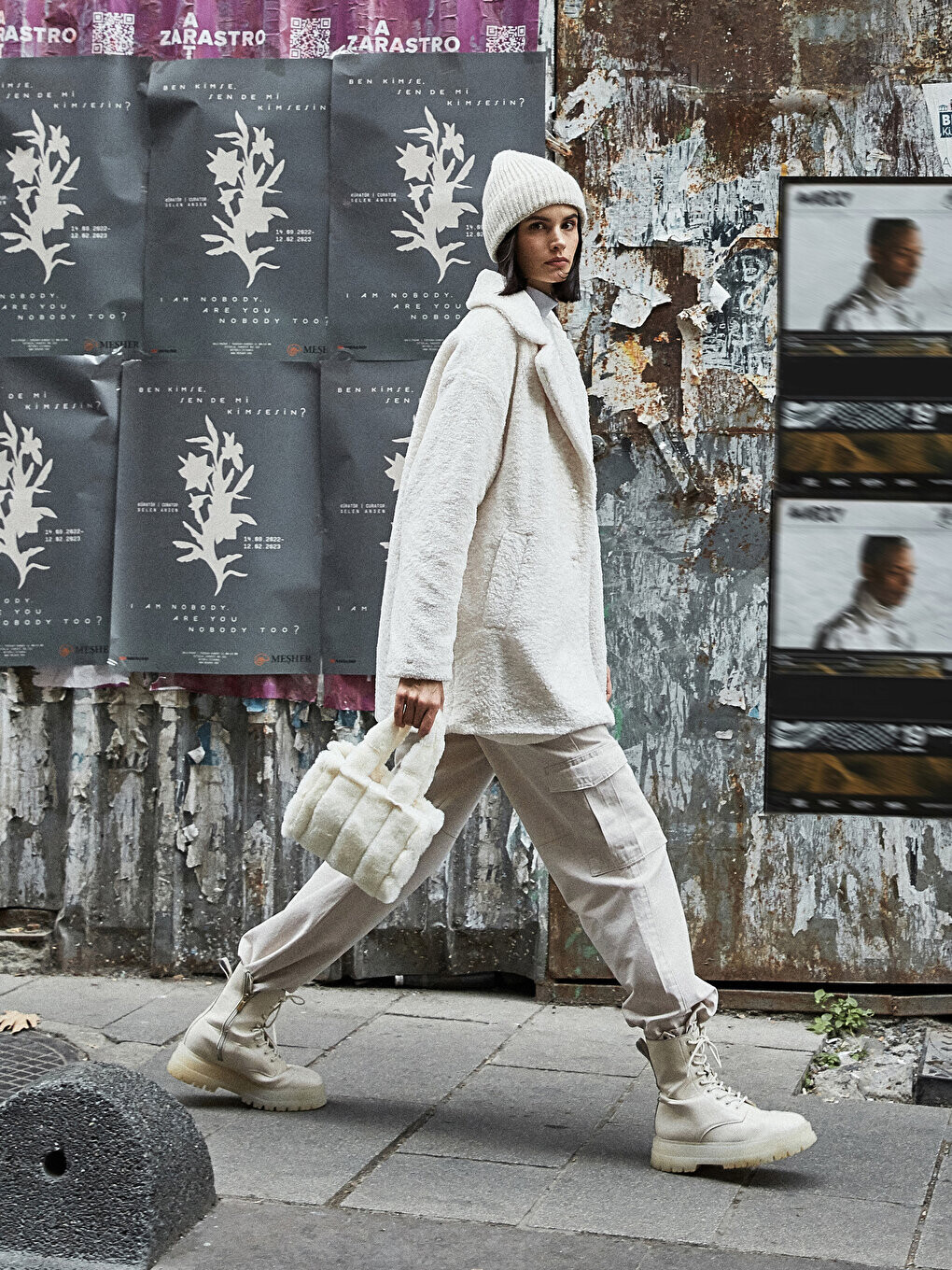 

Женские прямые брюки стандартного кроя LCW Casual, светло-бежевый
