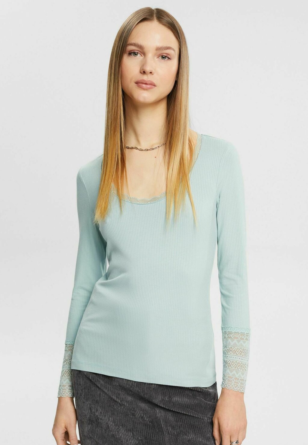 

Топ с длинными рукавами Esprit