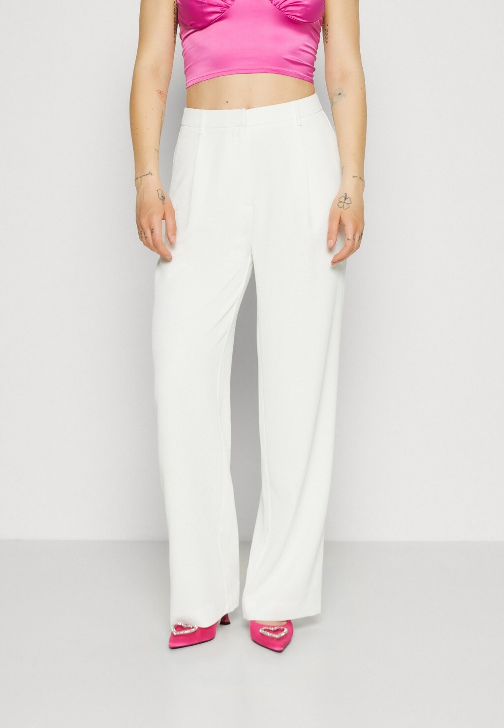 

Брюки Gina Tricot, Белый