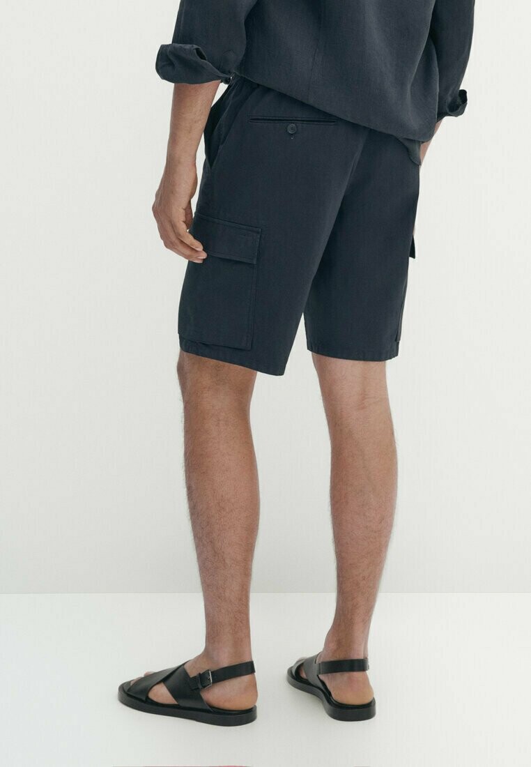 

Шорты BERMUDA Massimo Dutti, темно-синий