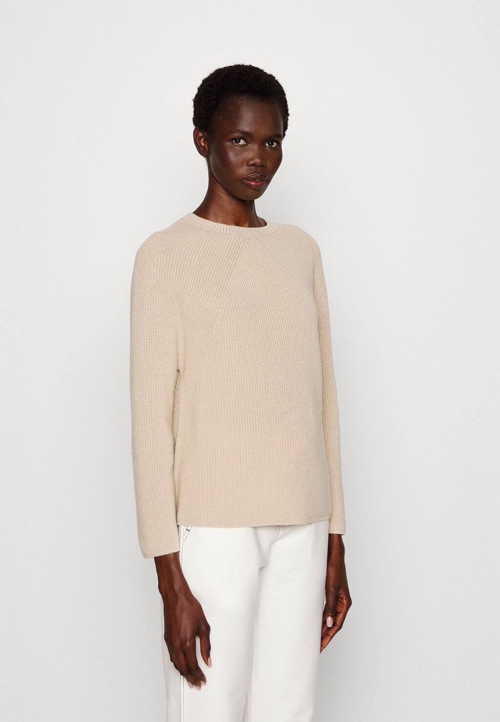 

Свитер Max Mara Leisure