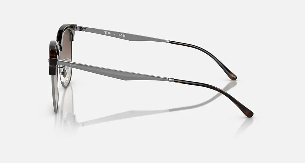 

Солнцезащитные очки Ray-Ban RB4418D, коричневый
