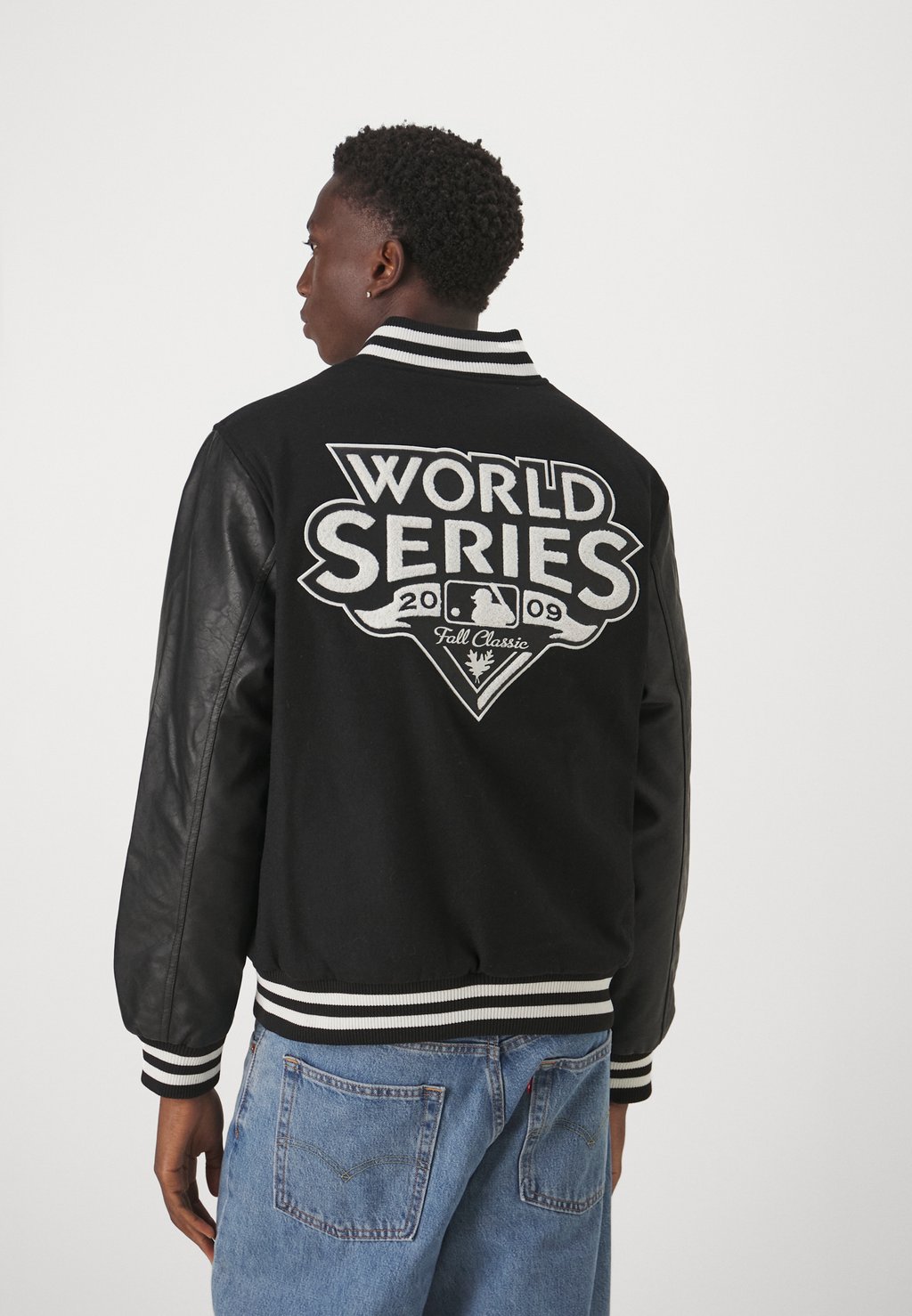 Куртка MLB NEW YORK YANKEES VARSITY New Era, цвет black/white