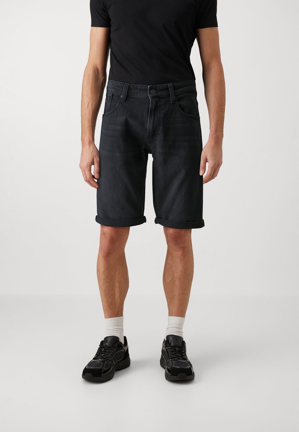 

Джинсовые шорты RONNIE Tommy Jeans, черный деним