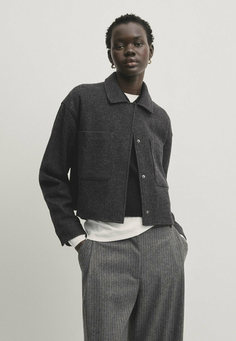Легкая куртка Felted Blend With Pockets Massimo Dutti, цвет grey