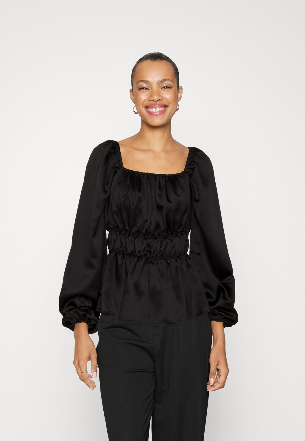 

Топ с длинными рукавами VMMERLE SQUARE Vero Moda, цвет black