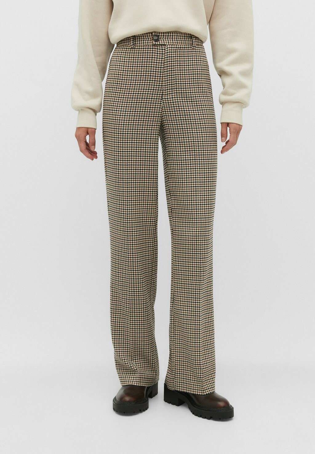 

Брюки HIGH-WAIST Stradivarius, цвет stone