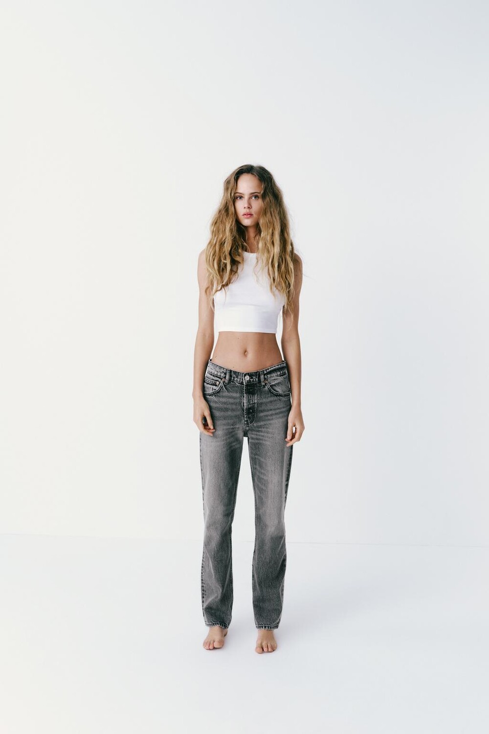

Джинсы бойфренд trf с низкой посадкой ZARA, серый