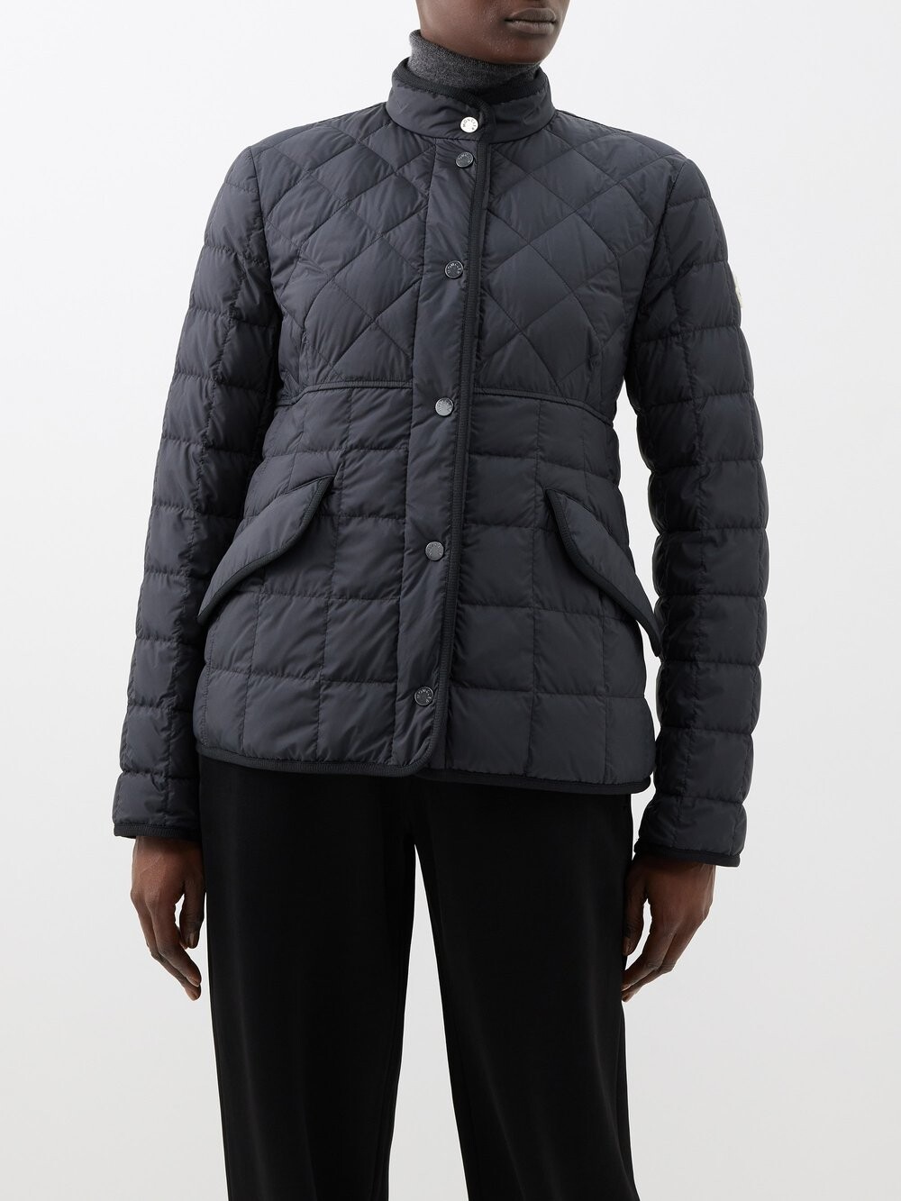 

Стеганый пуховик courlis из переработанного волокна Moncler, черный