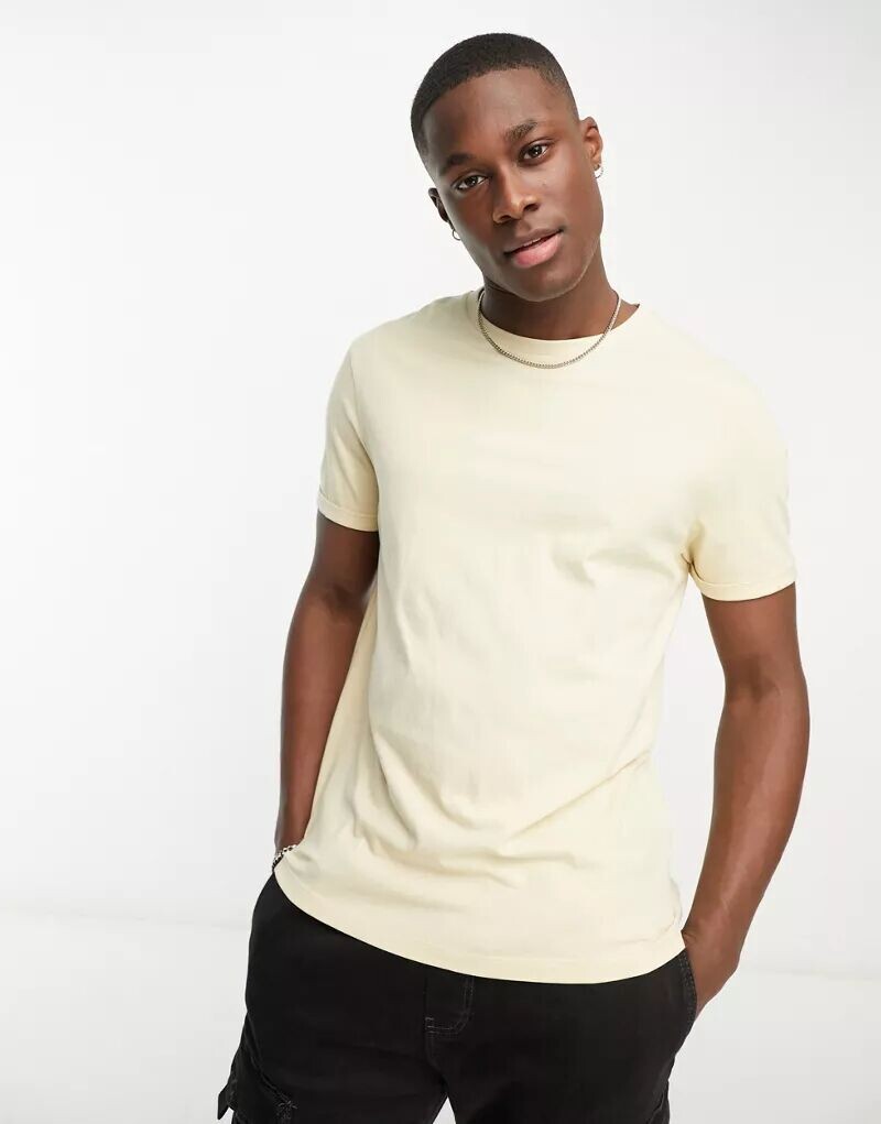 

Бежевая футболка с закатанными рукавами ASOS