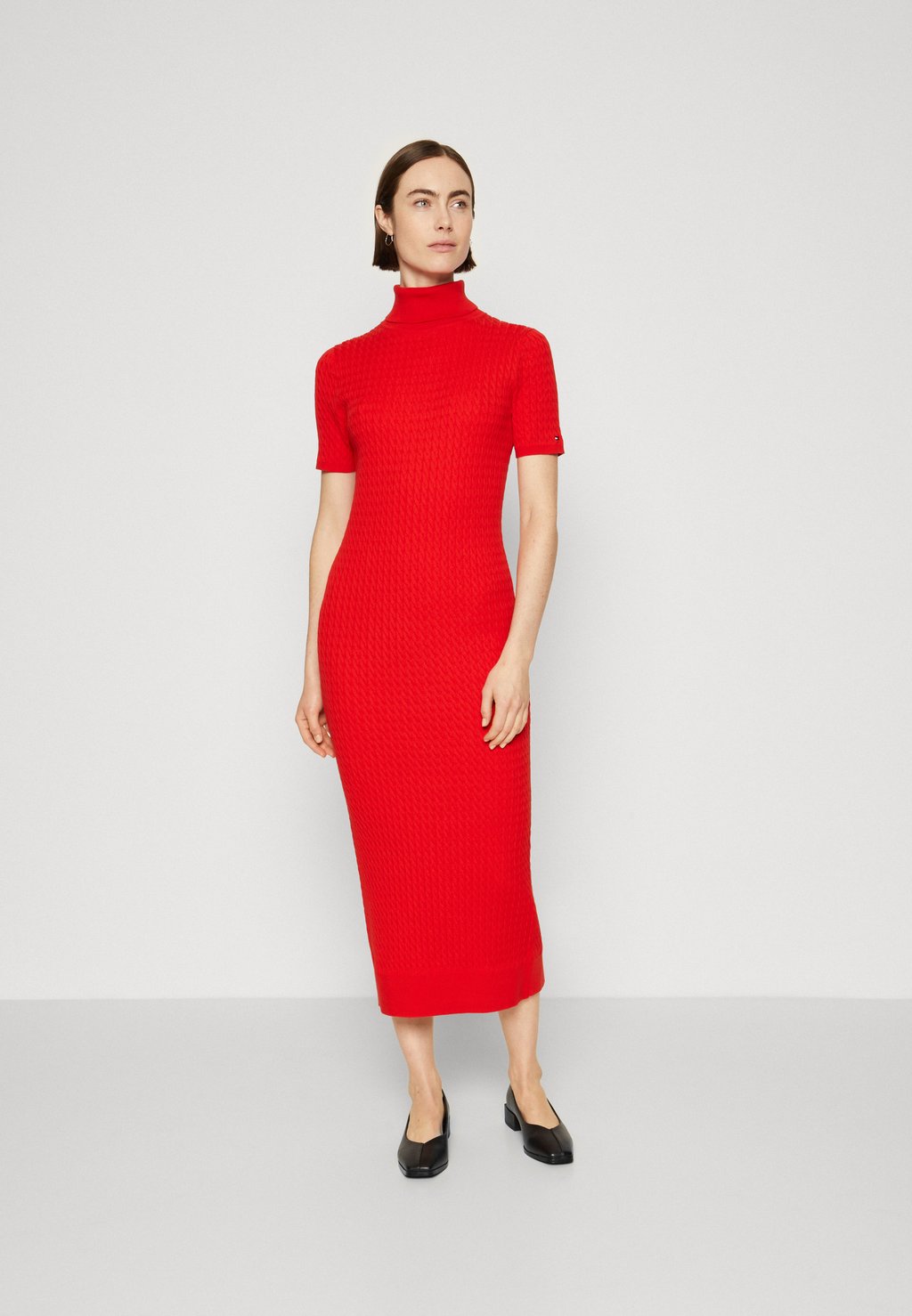 

Платье-футляр Tommy Hilfiger SKINNY CABLE DRESS, цвет fierce red