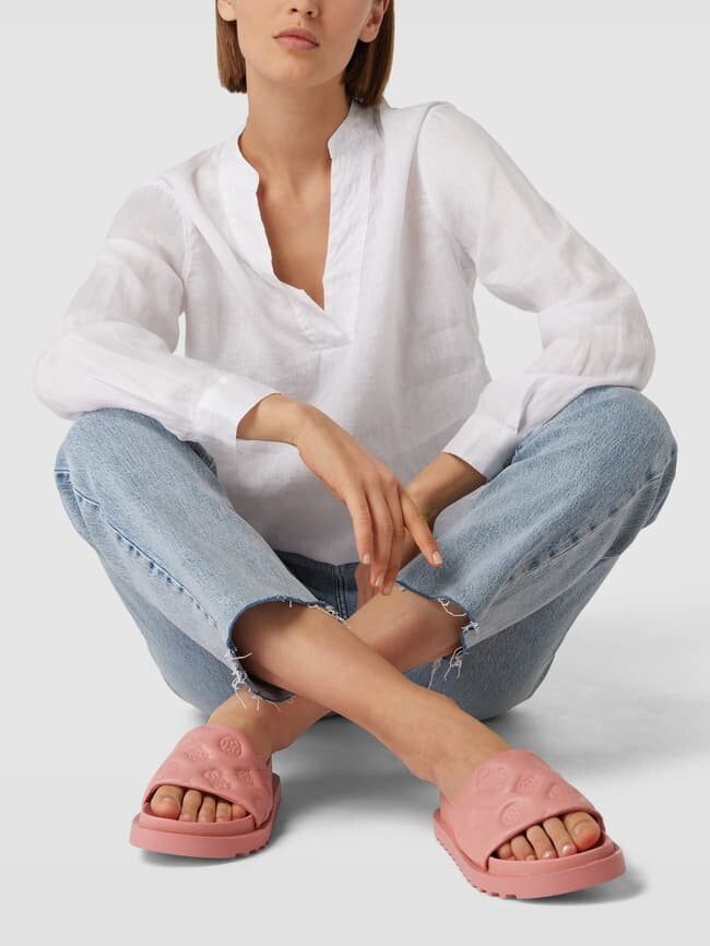 

Слайды с деталями этикетки модель "FABETZA" Guess, розовый