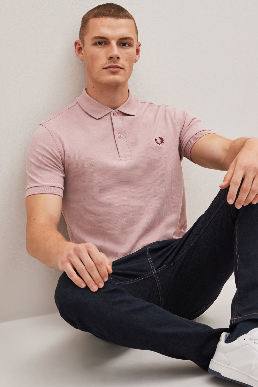 

Однотонная рубашка-поло Fred Perry, розовый