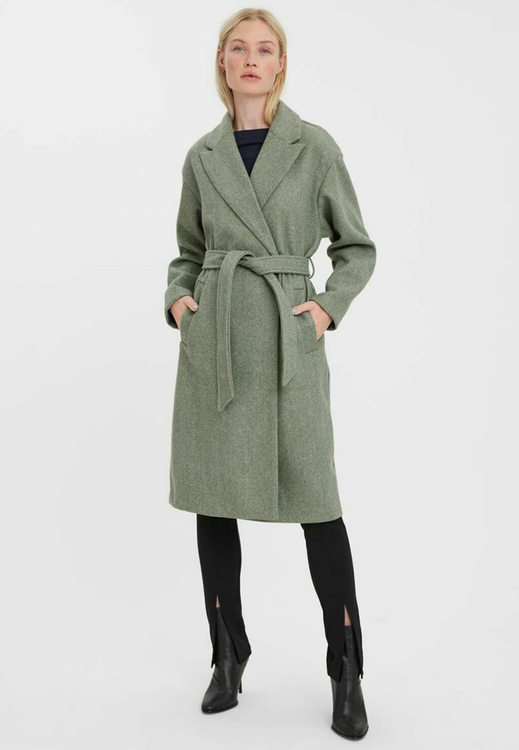 

Классическая куртка Vero Moda