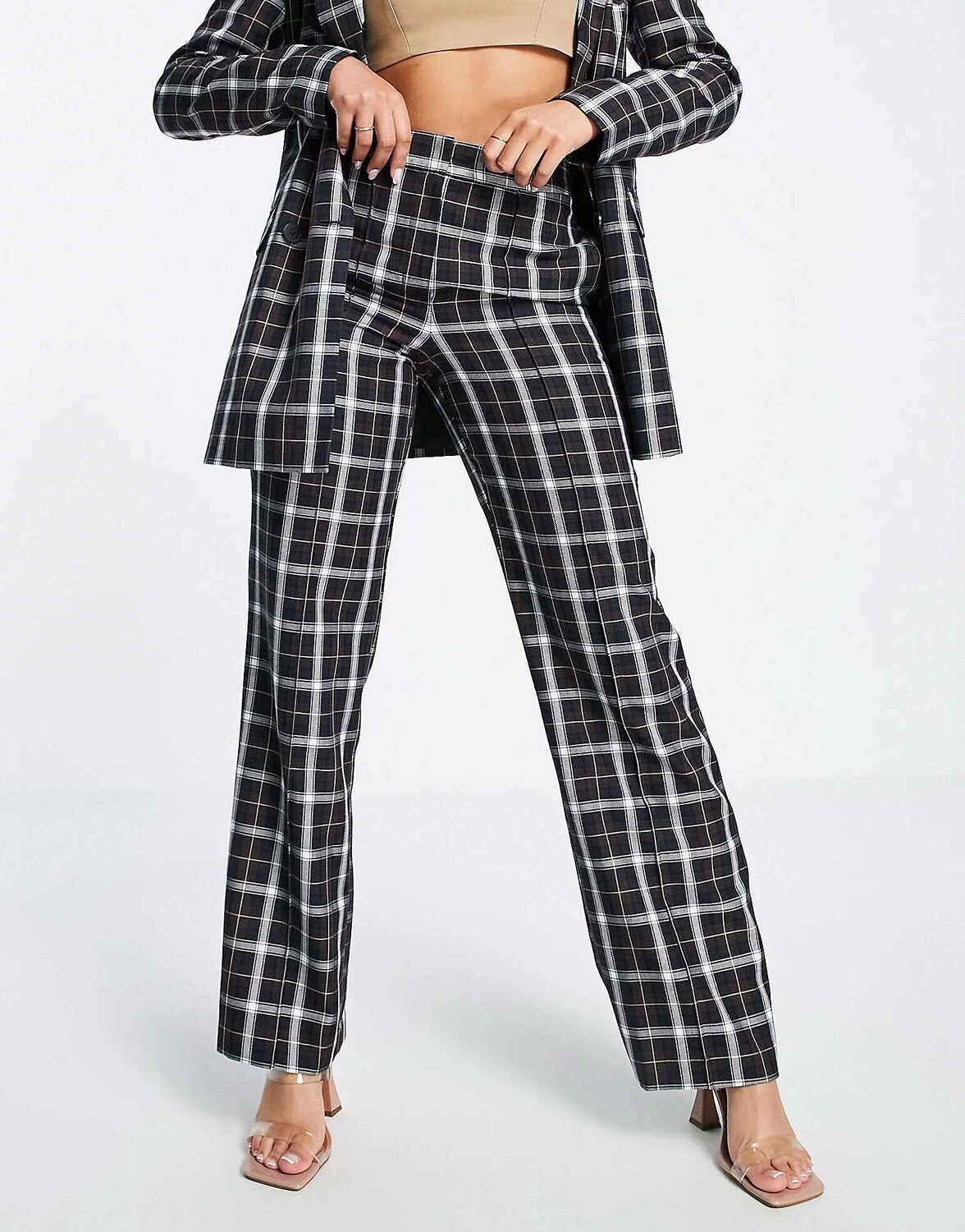 

Прямые брюки в клетку в стиле 70-х ASOS