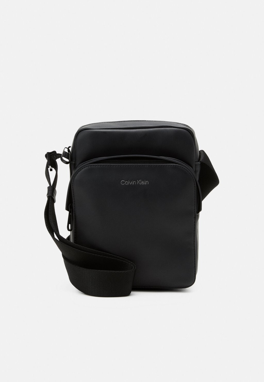 

Сумка через плечо Calvin Klein