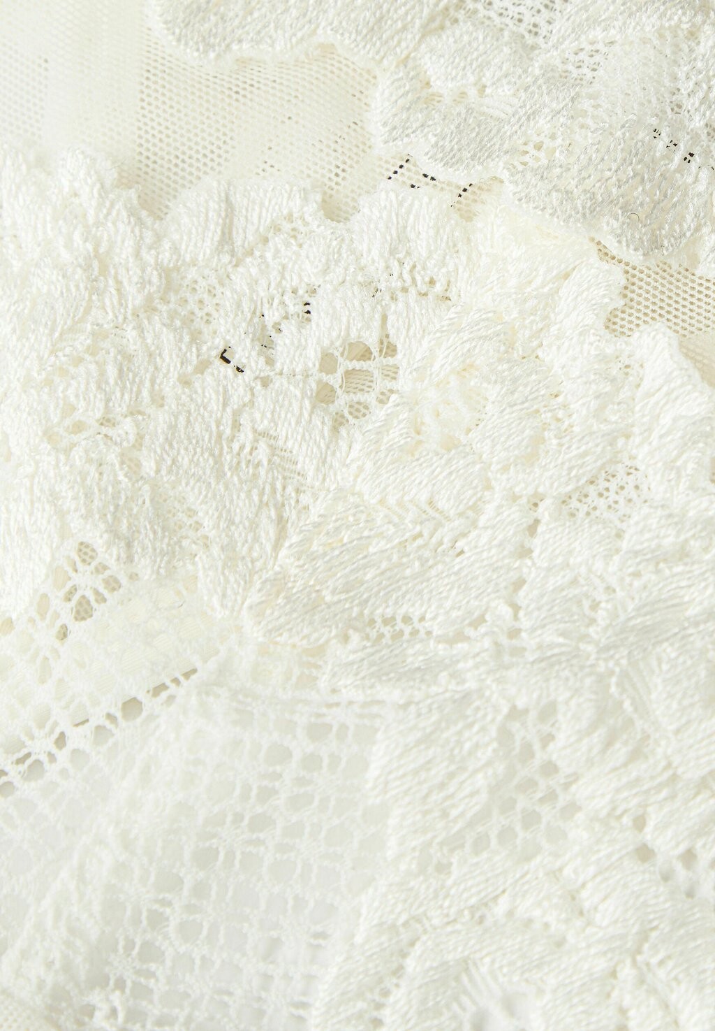 

Стринги PRETTY Intimissimi, цвет Elfenbein Powder White