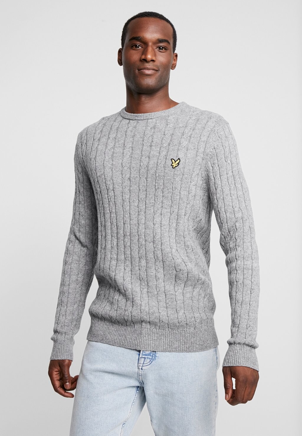 

Свитер CABLE JUMPER Lyle & Scott, темно-серый меланж