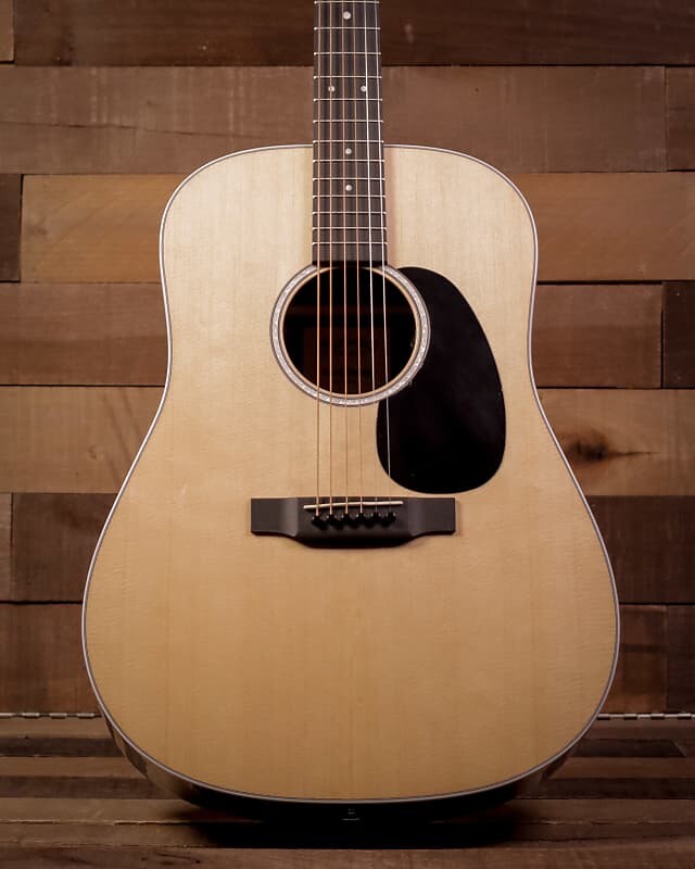 

Акустическая гитара Martin D-13e Ziricote with Bag