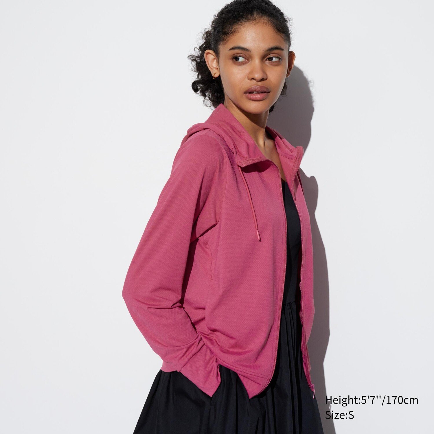 

Толстовка Uniqlo Airism mesh на молнии с уф-защитой, розовый