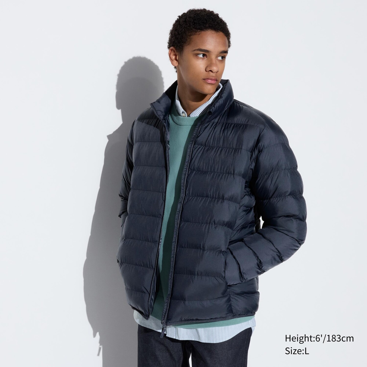 

Теплая куртка UNIQLO, темно-синий