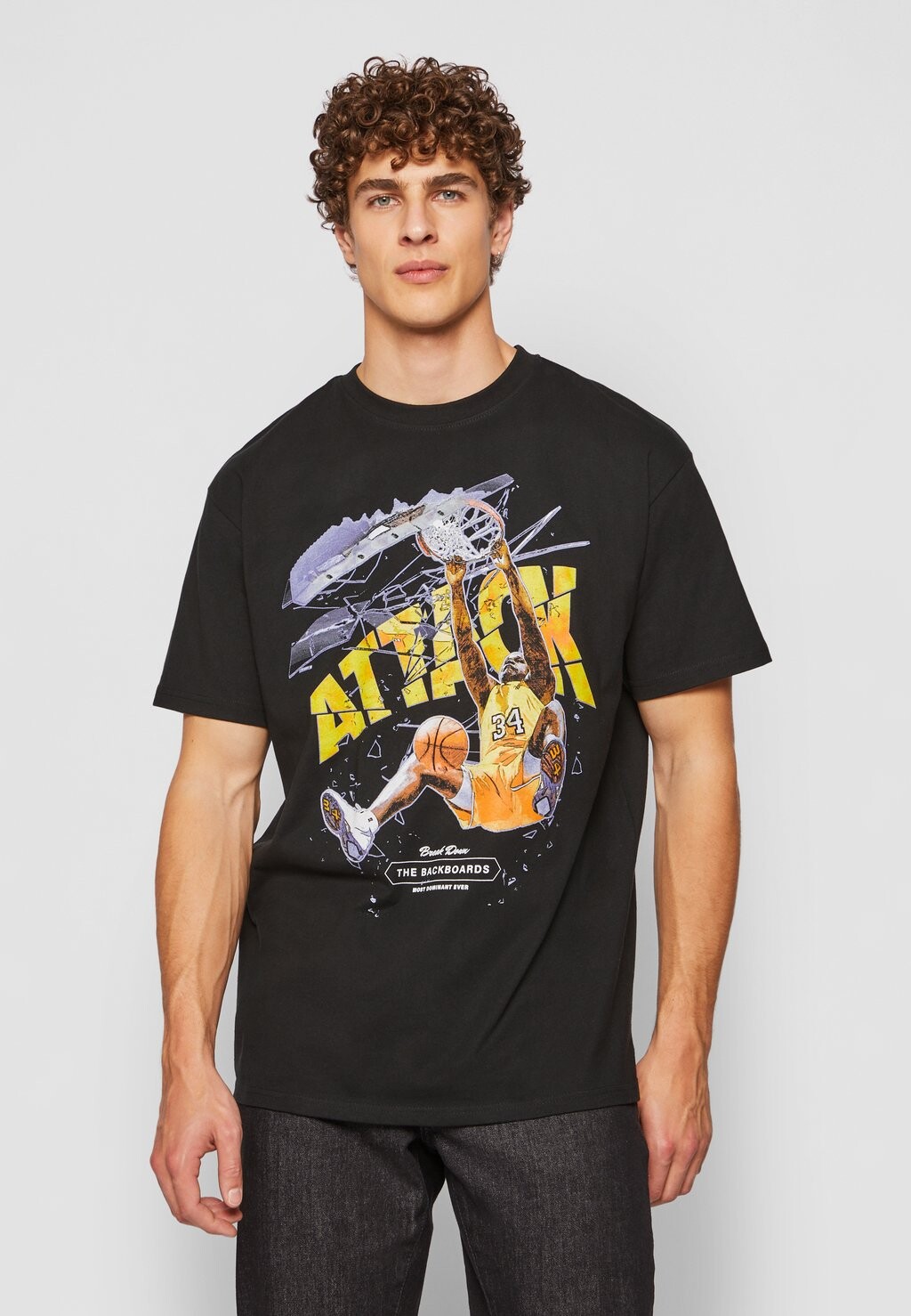 

Футболка с принтом Upscale by Mister Tee, черный