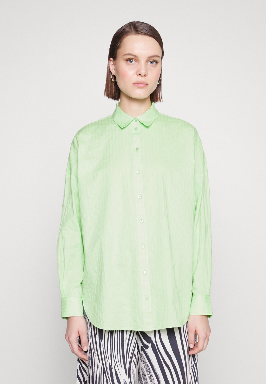

Блузка SLFLINA SANNI SHIRT Selected Femme, фисташково-зеленый