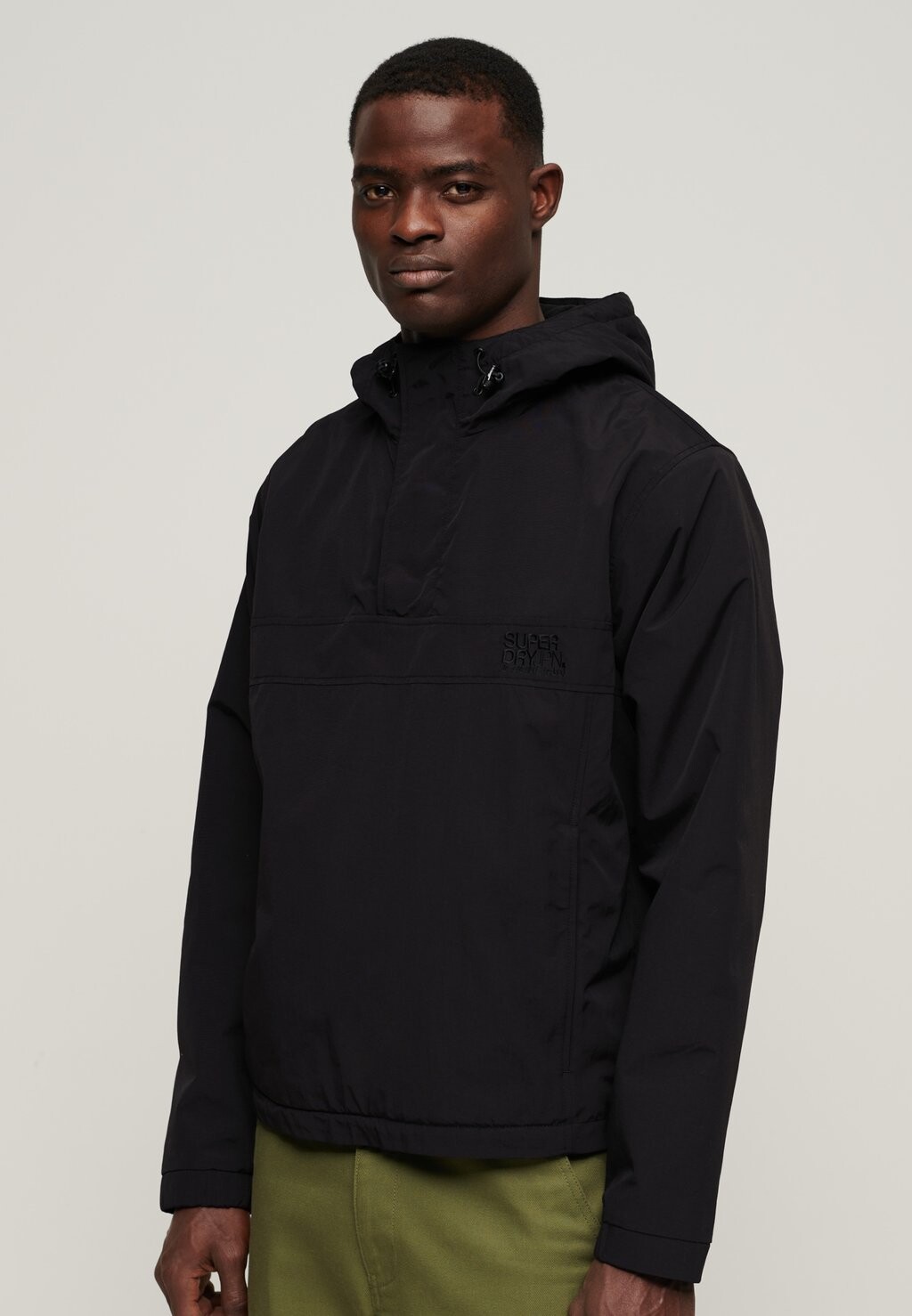 

Ветровка Superdry, цвет jet black