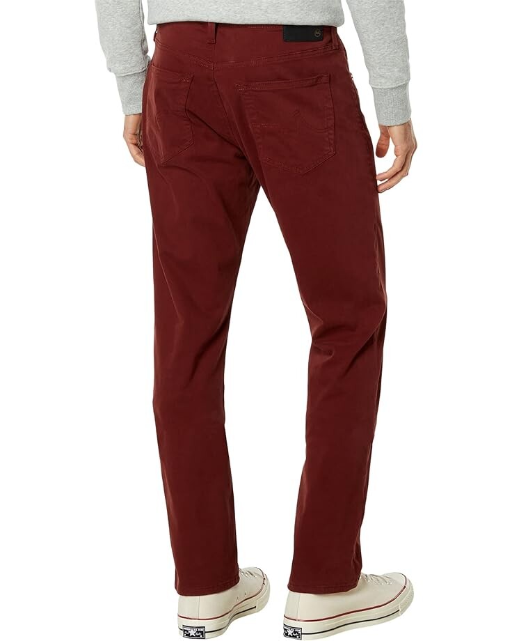 

Джинсы AG Everett Slim Straight in Dark Sangria, цвет Dark Sangria