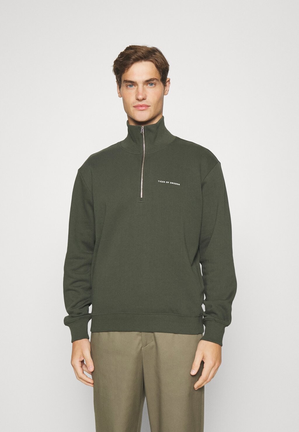 

Толстовка Tiger of Sweden МАРЛОН, цвет forest green