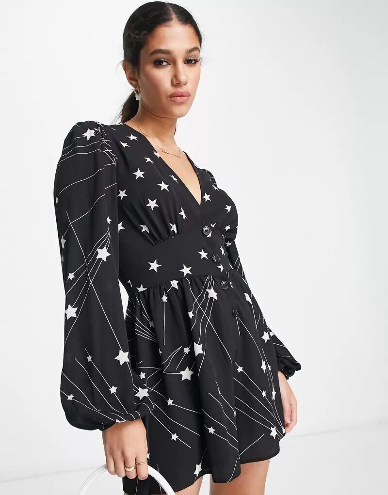 

Комбинезон из крепа с глубоким вырезом и объемными рукавами ASOS