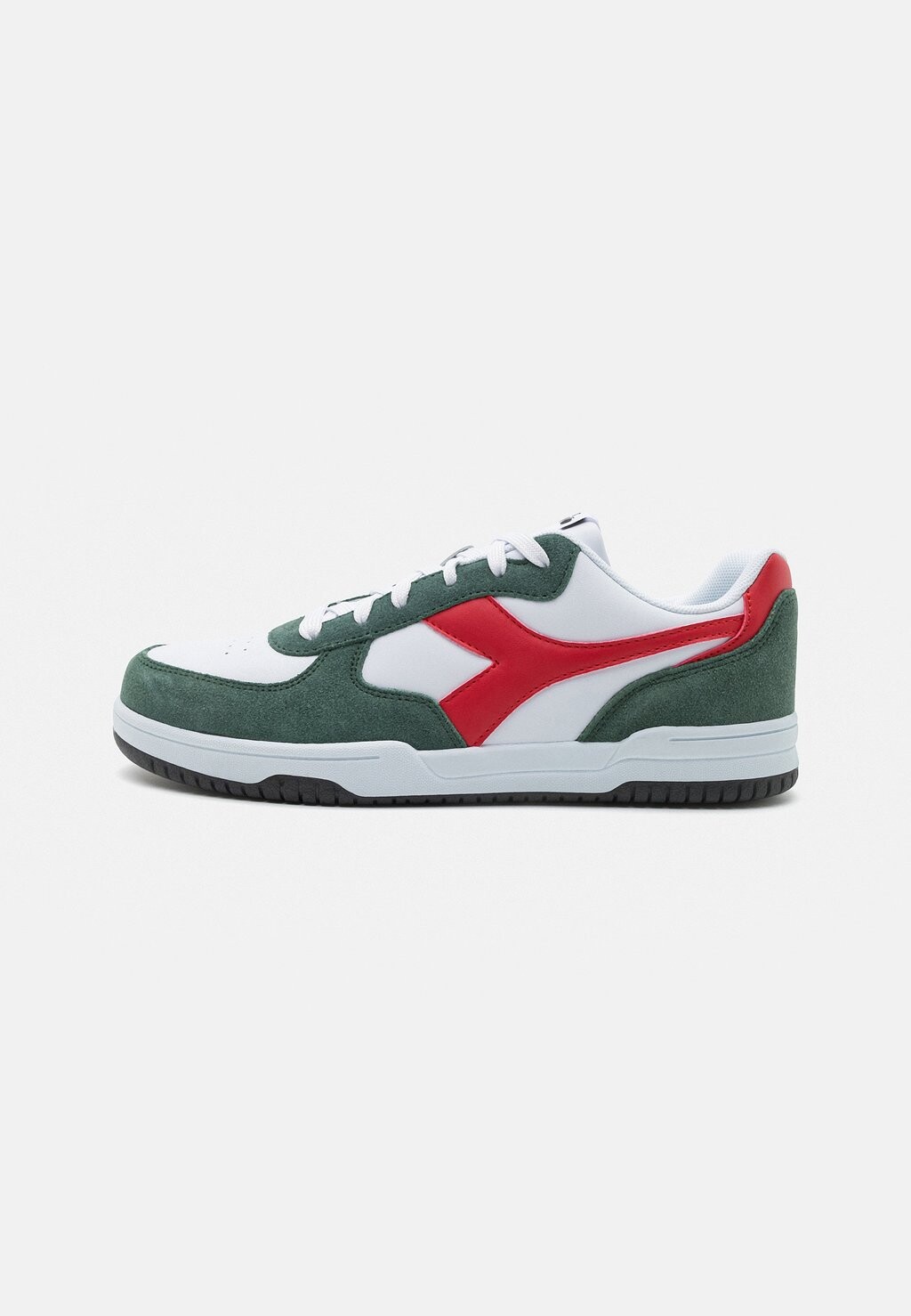 

Кроссовки Diadora