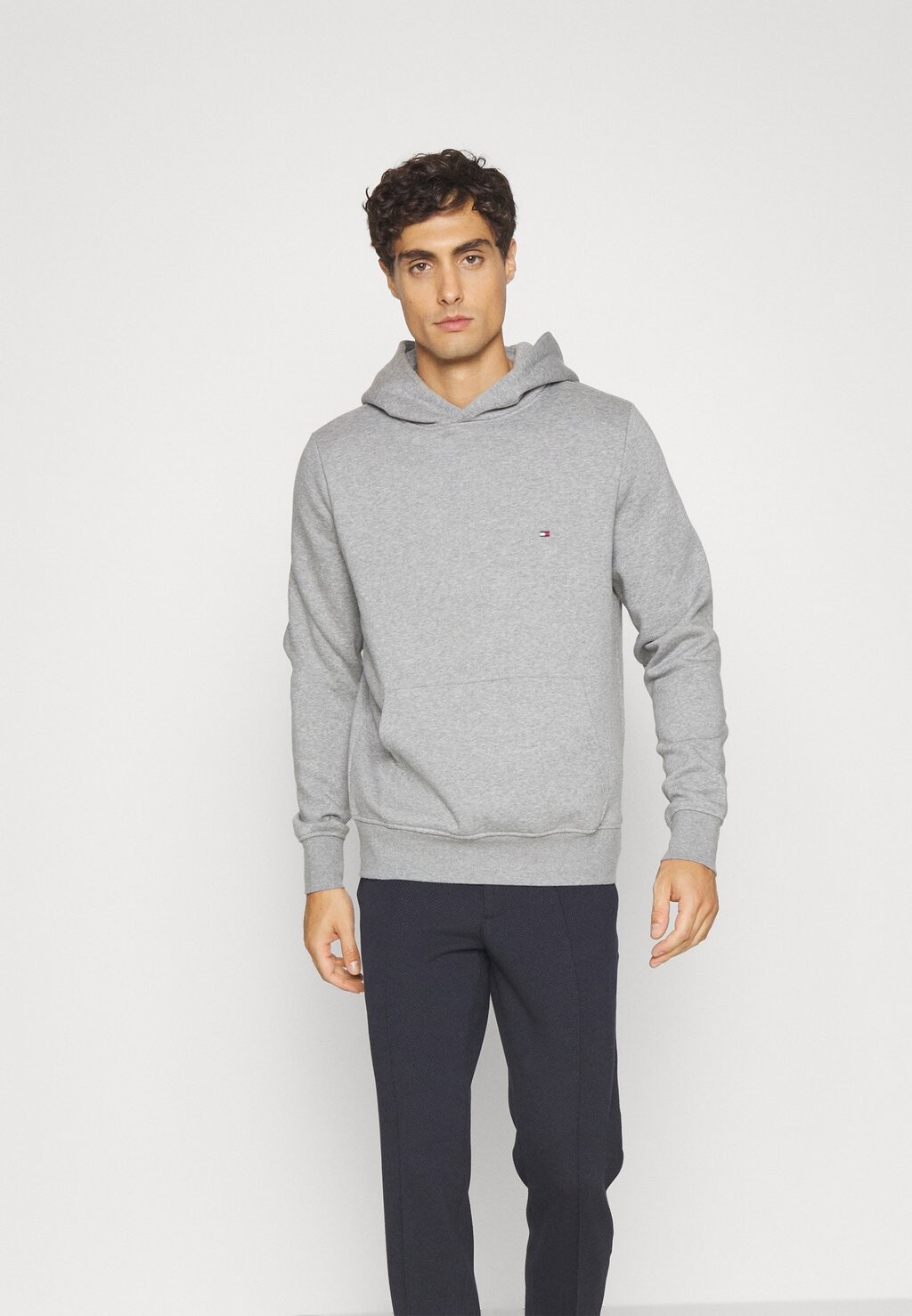 

Толстовка Tommy Hilfiger FLAG LOGO HOODY, вереск среднего серого цвета, Серый