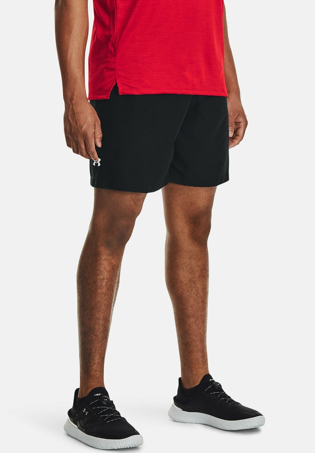 

Спортивные шорты Under Armour