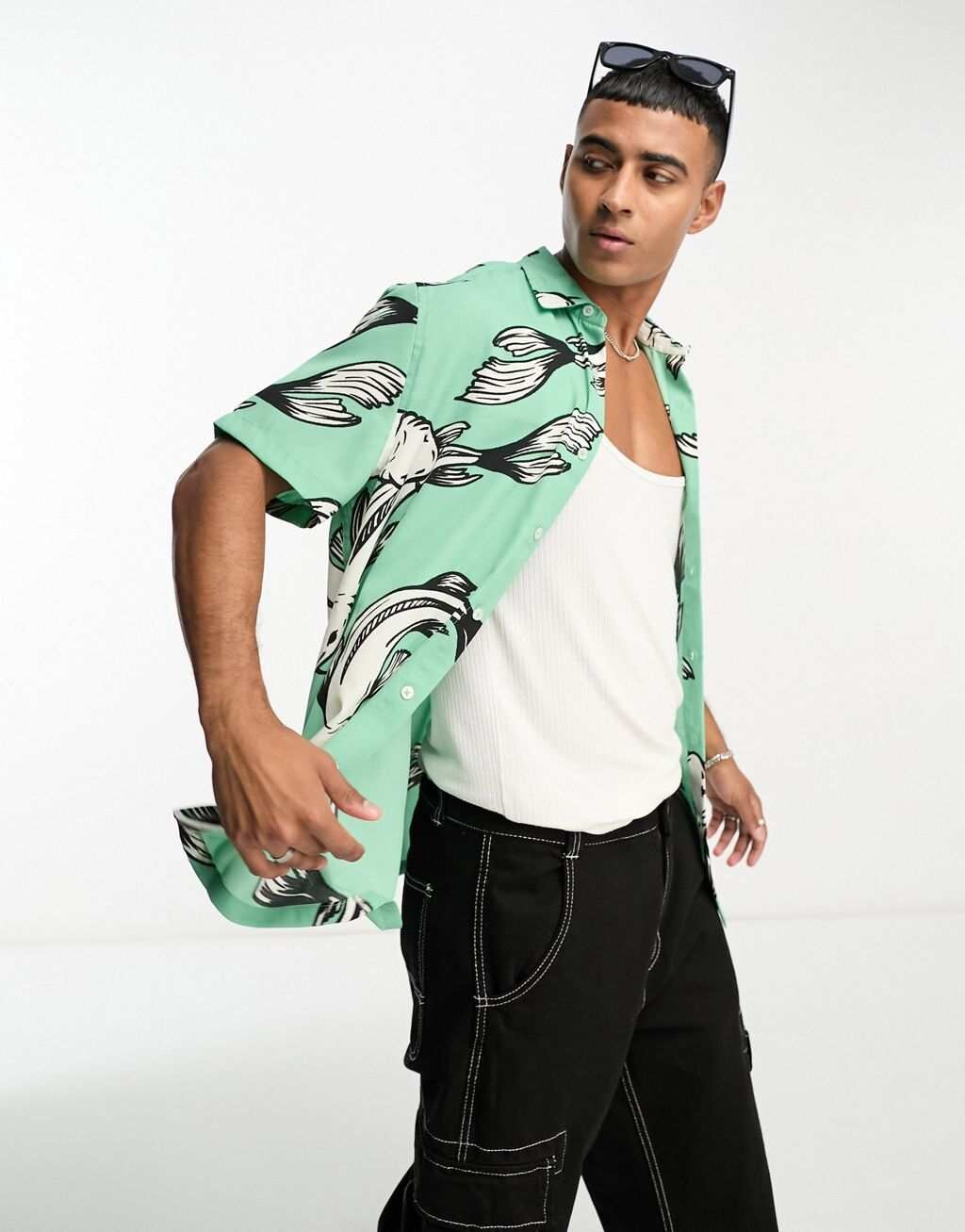 

Свободная рубашка с зеленым рыбным принтом ASOS DESIGN