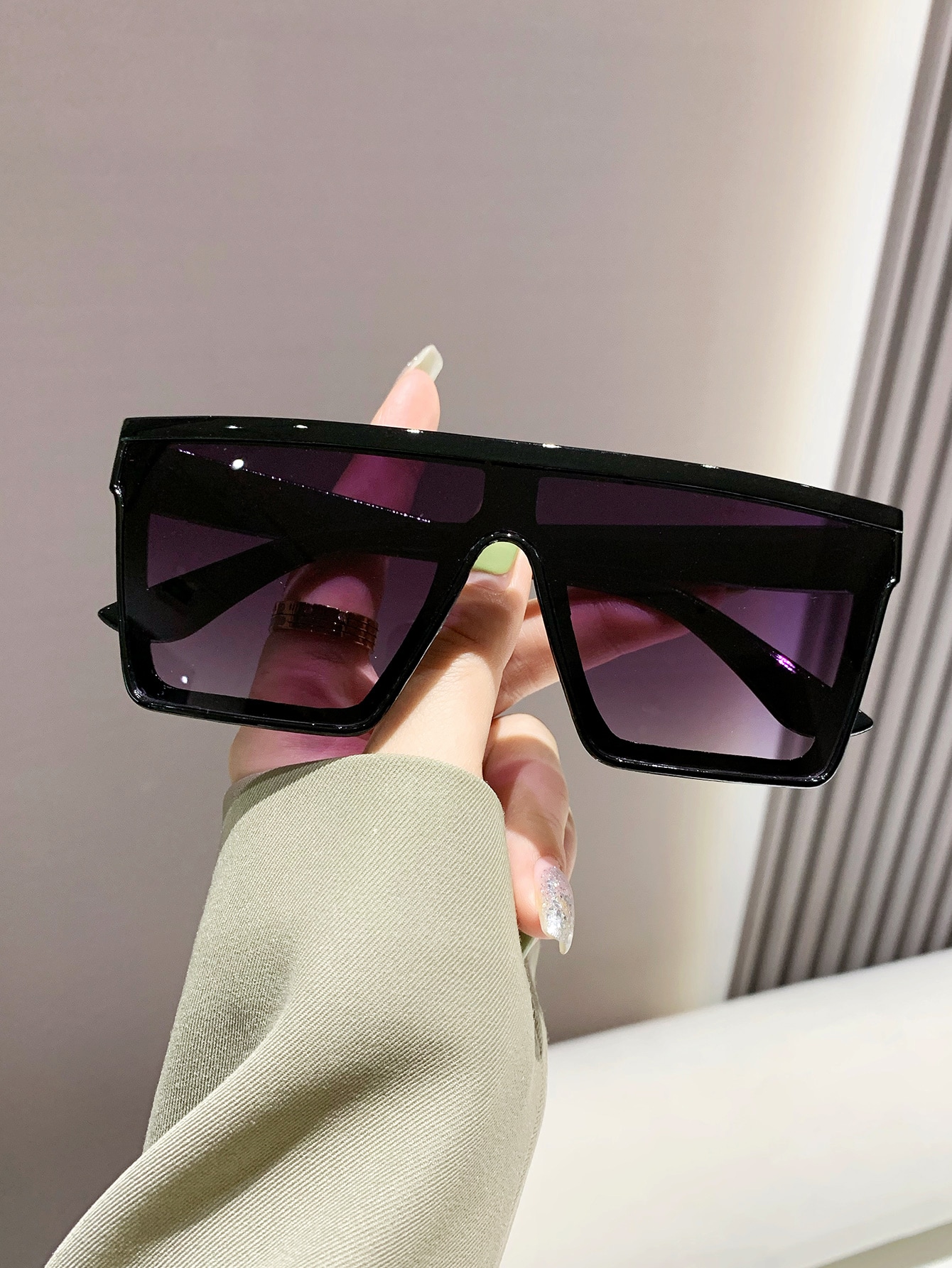 1шт унисекс квадратные встроенные пластиковые модные солнцезащитные очки черного цвета для активного отдыха цена и фото