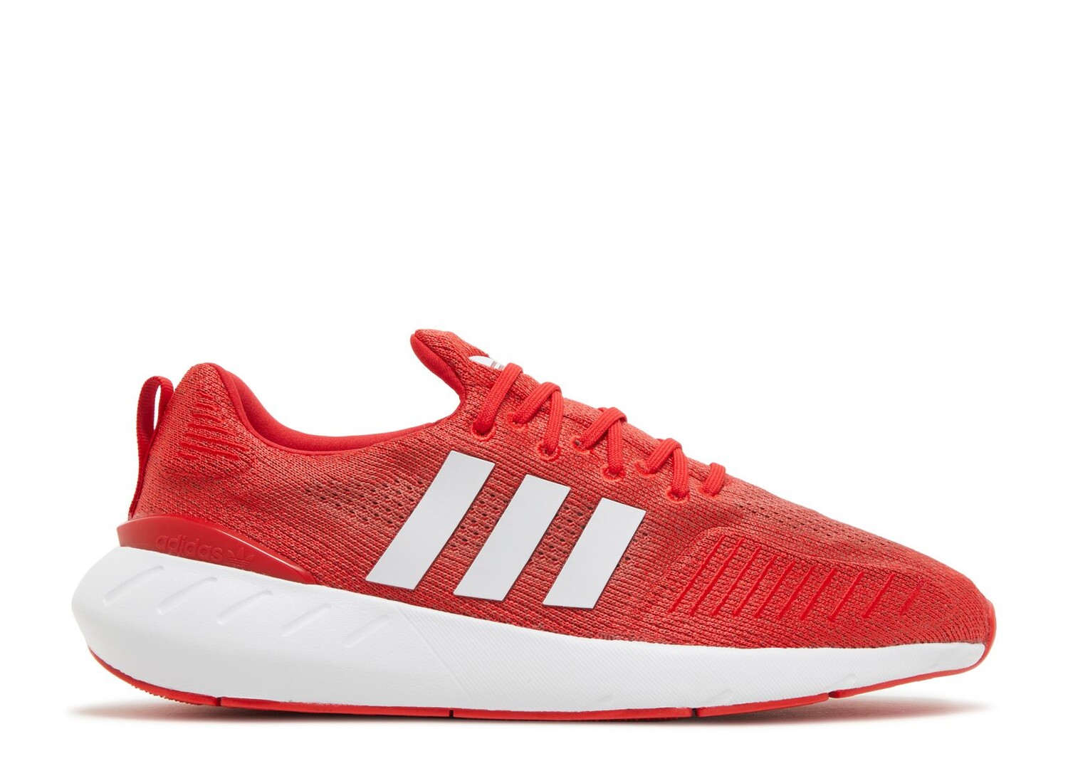 

Кроссовки adidas Swift Run 22 'Vivid Red White', красный