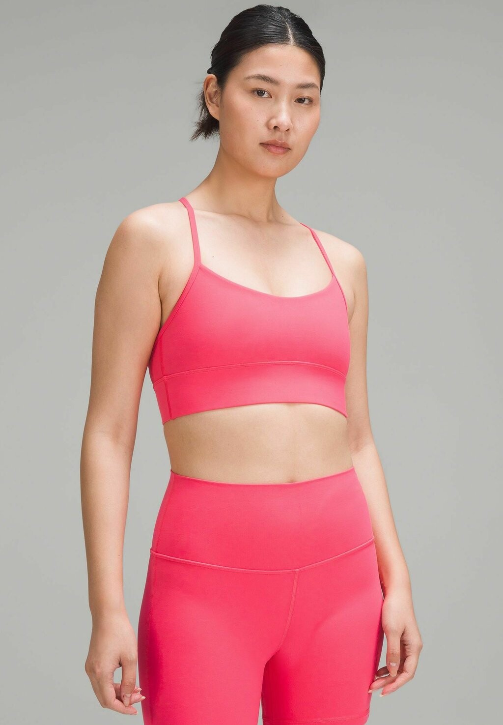 

Спортивный бюстгальтер с легкой поддержкой lululemon