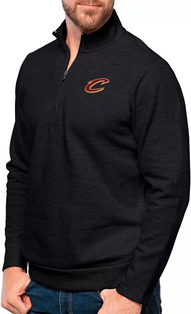 

Мужской джемпер Antigua Cleveland Cavaliers черного цвета Heather Gambit с молнией ¼
