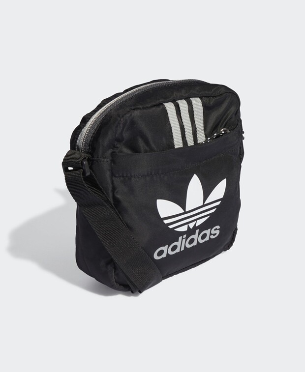 

Рюкзак adidas Originals, черный
