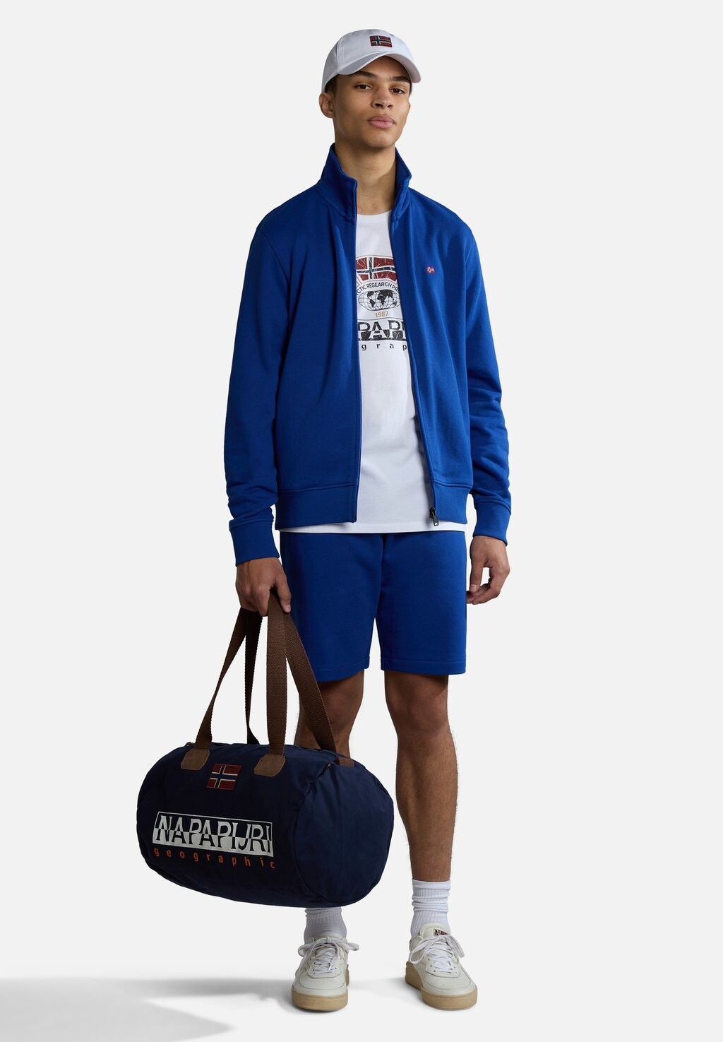 

Шорты Nalis Napapijri, цвет blu mazarin ba