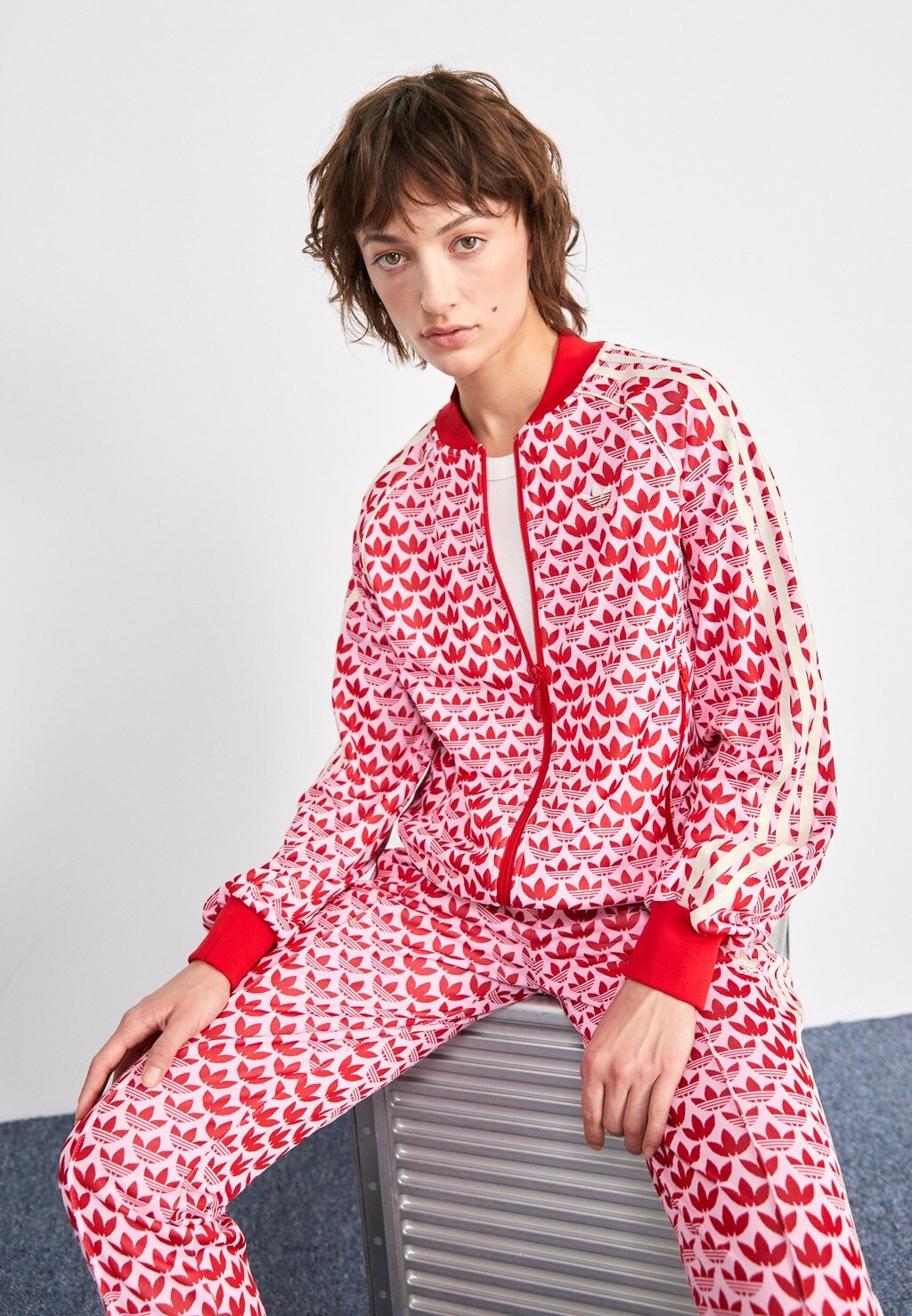 

Спортивная куртка adidas Originals, Белый