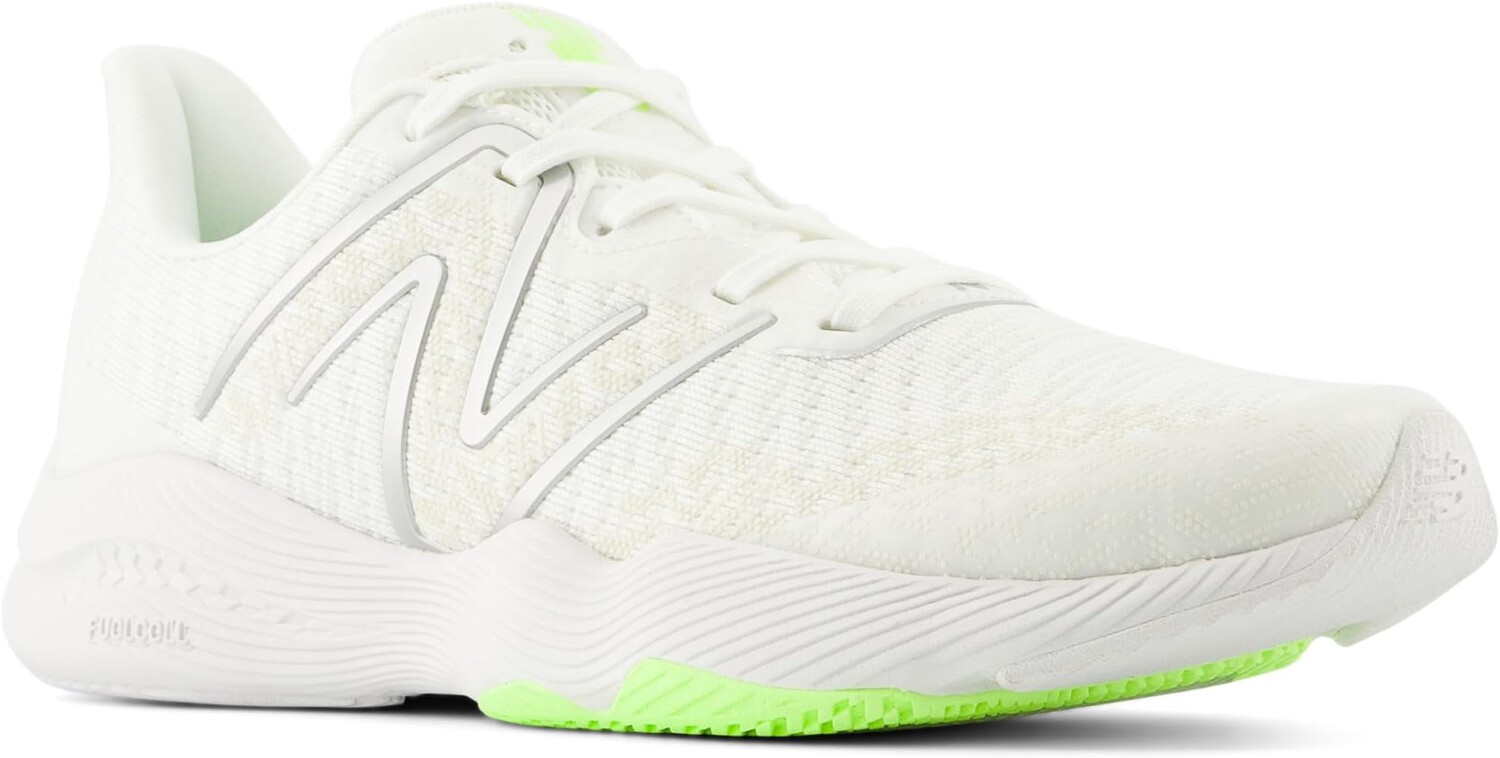 

Кроссовки New Balance FuelCell Shift TR v2, цвет White/Sea Salt